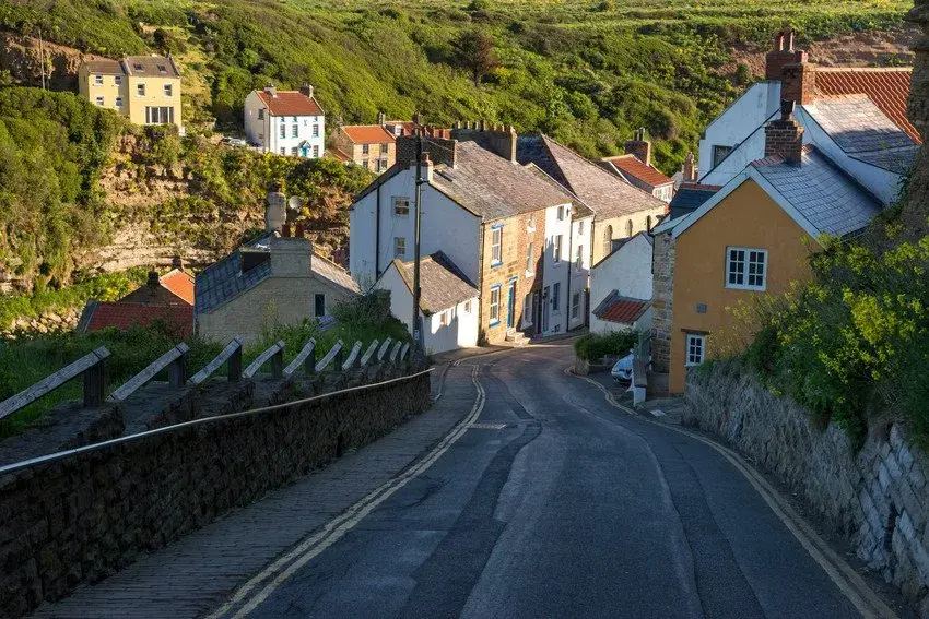 Phillips Waste Management - Domestic Skip Hire - Narrow Road